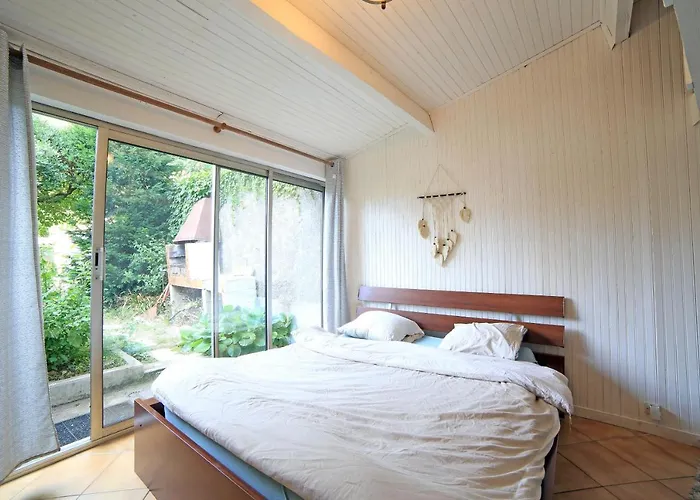 Chambre 4, Calme, 1 Station De Paris