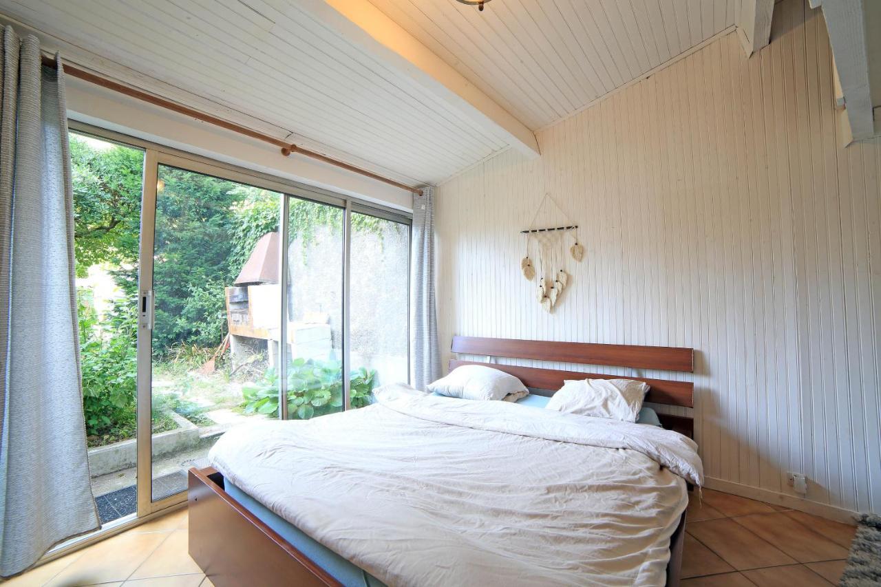 4, Calme, 1 Station De Paris Homestay *